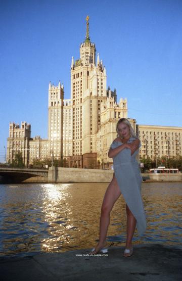 Elsa in Nude In Russia set 