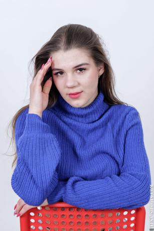 Ksenija in Test Shoots set Casting