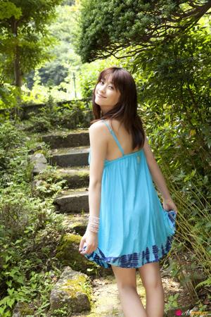 Mikie Hara in All Gravure set Beautiful For You 1