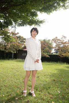 Koharu Nishino in All Gravure set White Peach