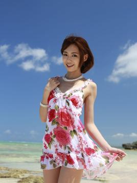 Aino Kishi in All Gravure set Rose On The Beach